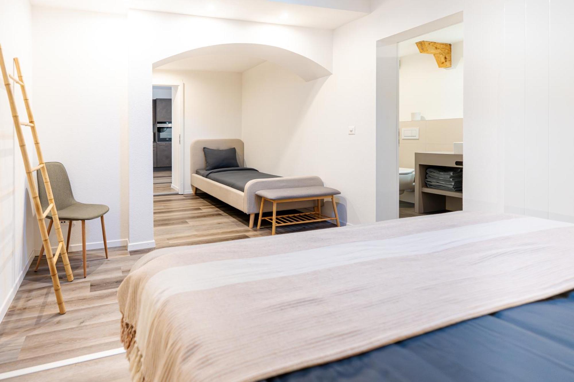 Bellevue & Classy Mountain View Apartment Кандерштег Екстер'єр фото
